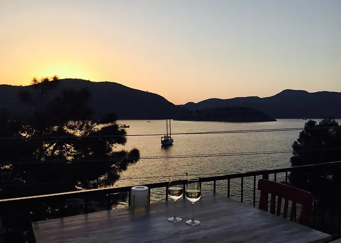 Aparthotel Derin Apart *